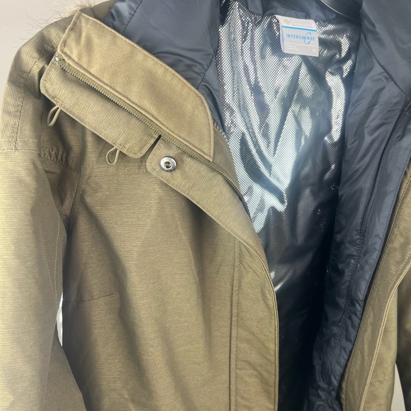 Columbia Women's Carson Pass Waterproof Insulated Interchange Jacket - Picture 9 of 15